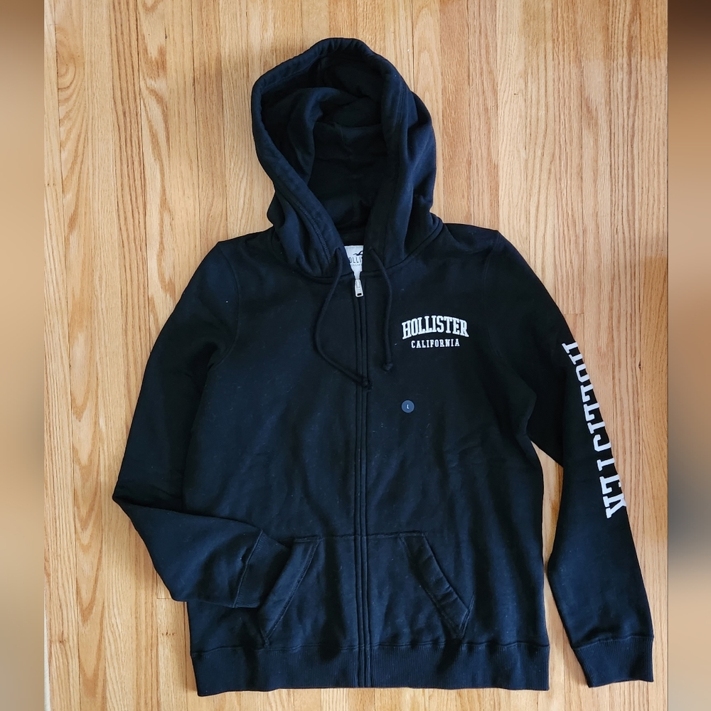 Hollister Men's Hoodie Size Large